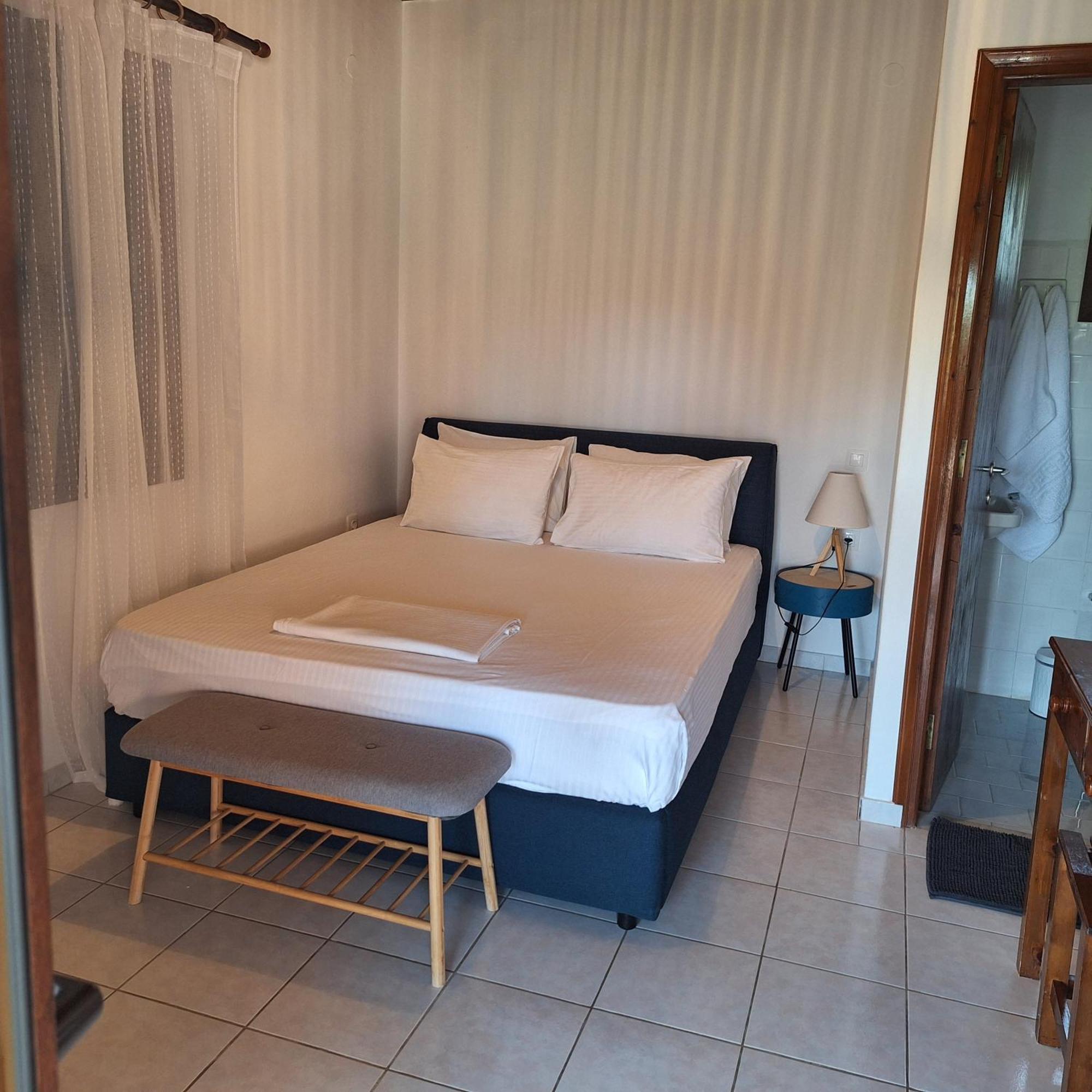 Areti Apartment Áfra المظهر الخارجي الصورة