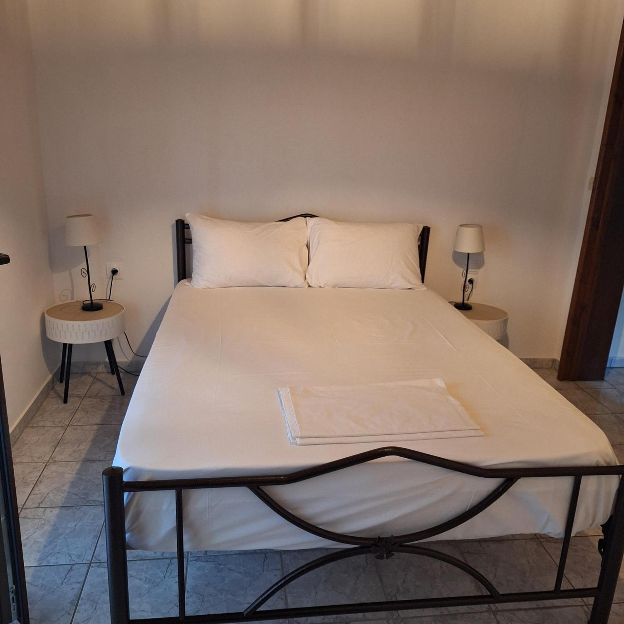 Areti Apartment Áfra المظهر الخارجي الصورة